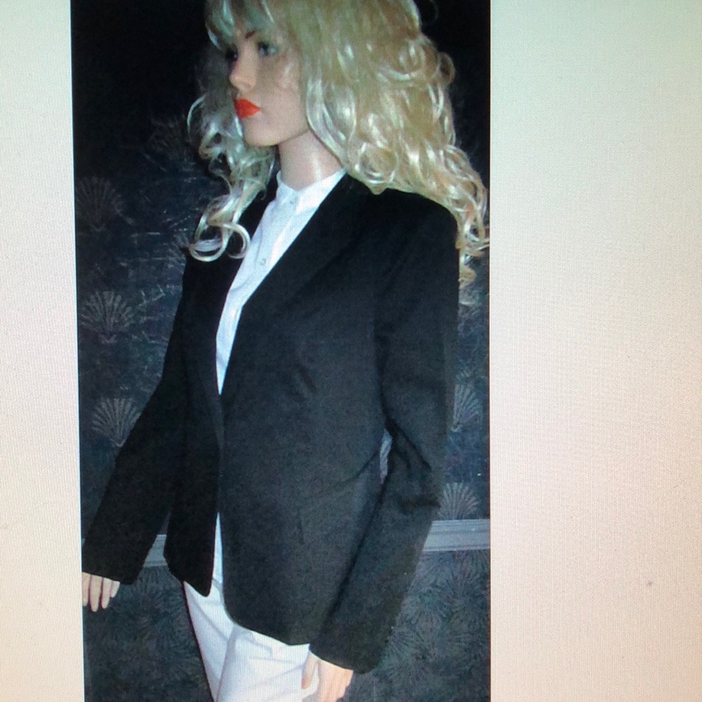 Victoria's Secret  Fitted Black Blazer 12 NEW